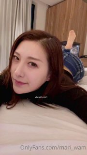 女人扒开腿让男人桶出白浆高颜值气质美女全裸自慰诱惑...
